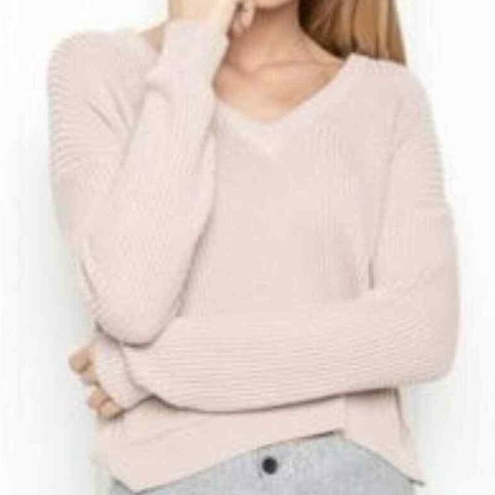 Brandy Melville Ribbed Sweater